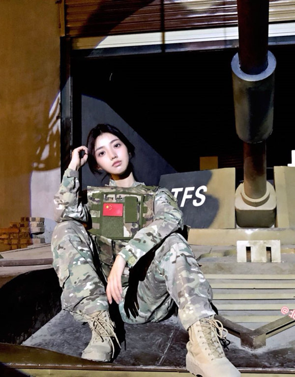 新加坡伴游大学生