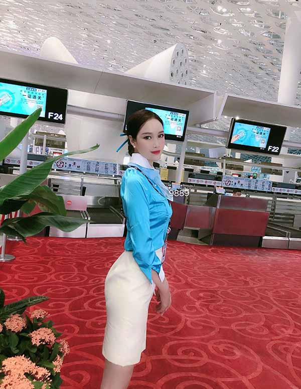 旧金山围经纪人微信