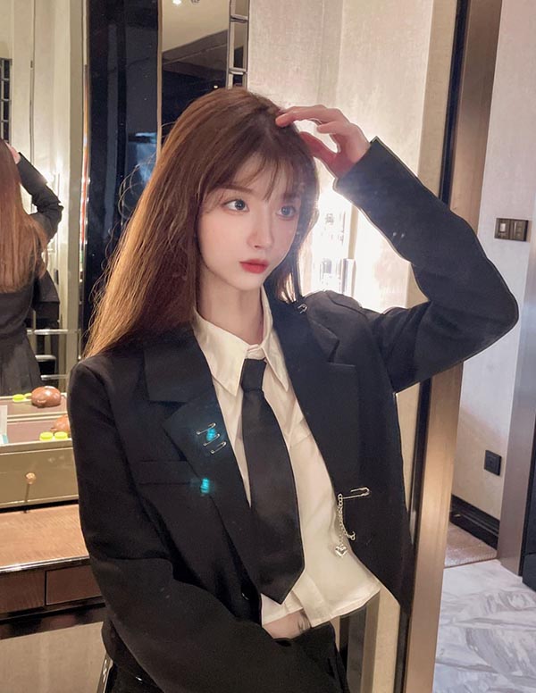 东京外围女经纪人