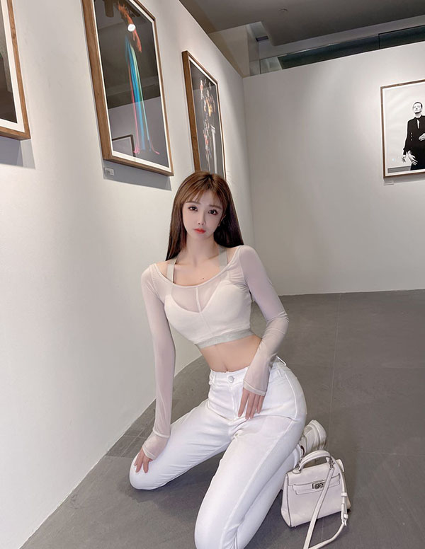 新加坡预约高端模特